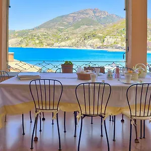 https://villa-la-pietra.hotelitalianriviera.com
